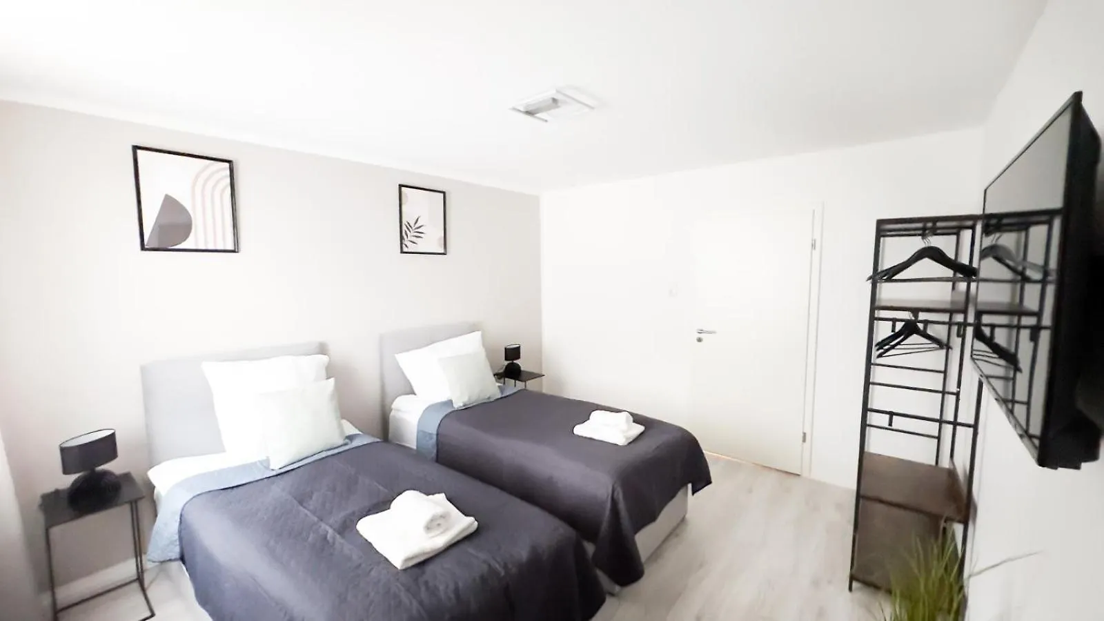 Apartment 2 Zkb-3Og Oder 3 Zkb-Ug Im Zentrum Zw Rathaus Und Dom Augsburg Deutschland